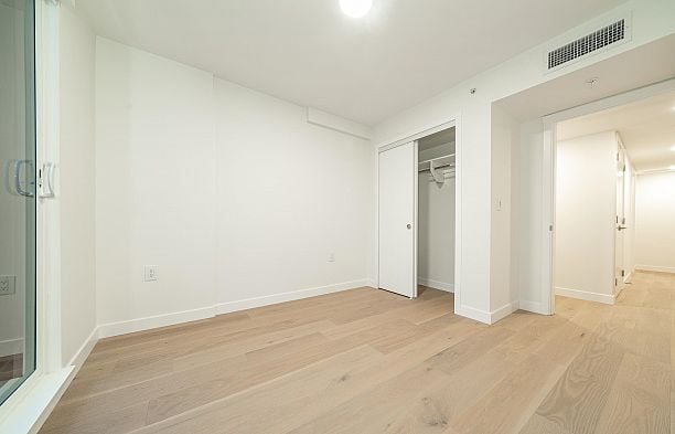 107 5212 Cambie Street Cambie