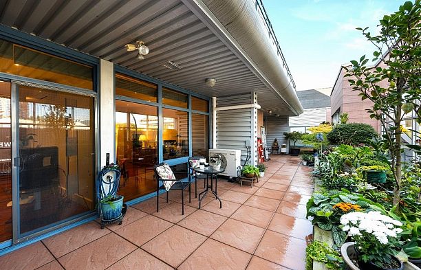 202 1750 W 2nd Avenue False Creek