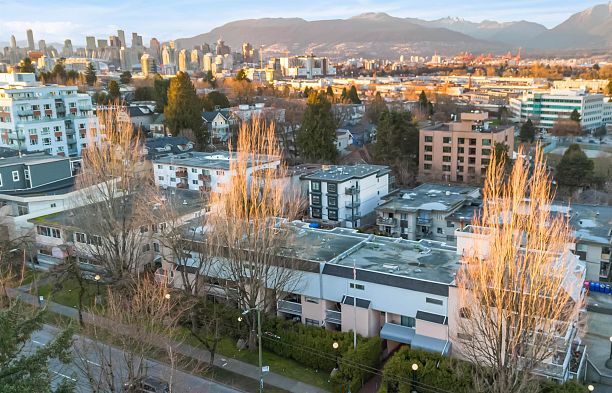 313 975 E Broadway Mount Pleasant VE