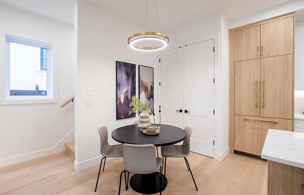 1 2785 W 21 Avenue Arbutus