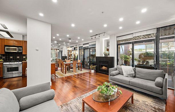 202 1750 W 2nd Avenue False Creek