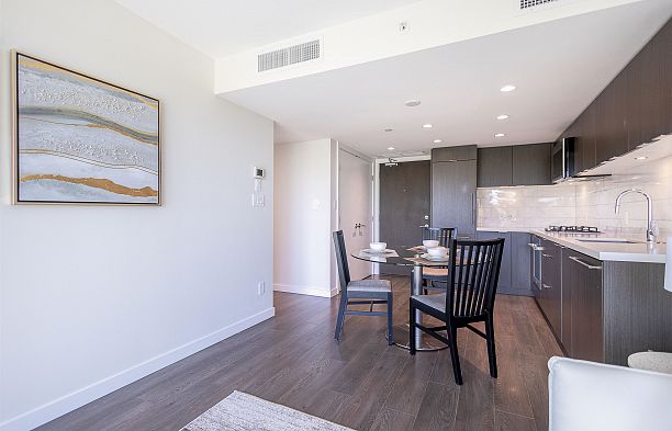 603 8238 Lord Street Marpole