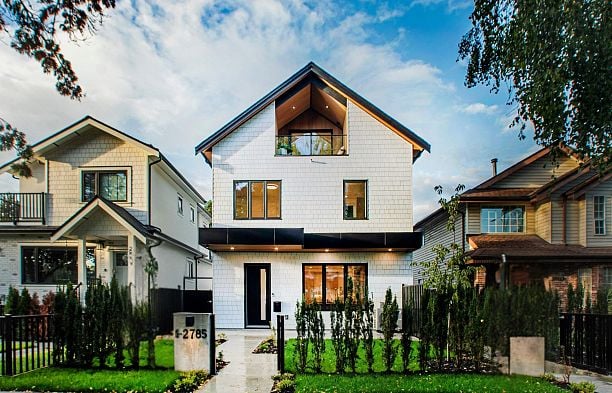 1 2785 W 21 Avenue Arbutus