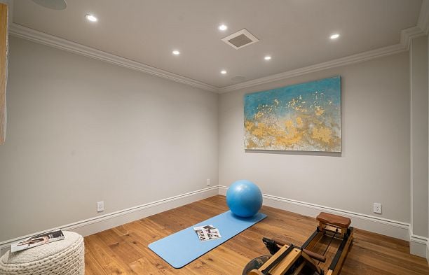 5989 Churchill Street South Granville