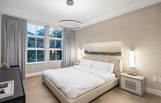 204 1009 Laurier Avenue Shaughnessy