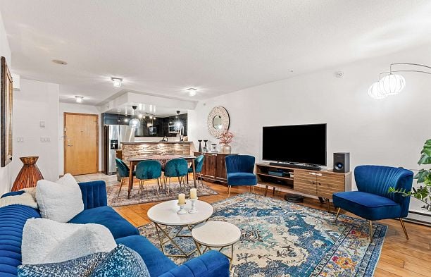 306 1328 W Pender Street Coal Harbour