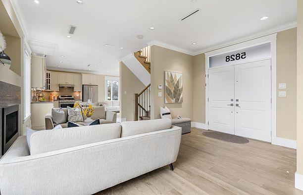 5828 Quebec Street Main