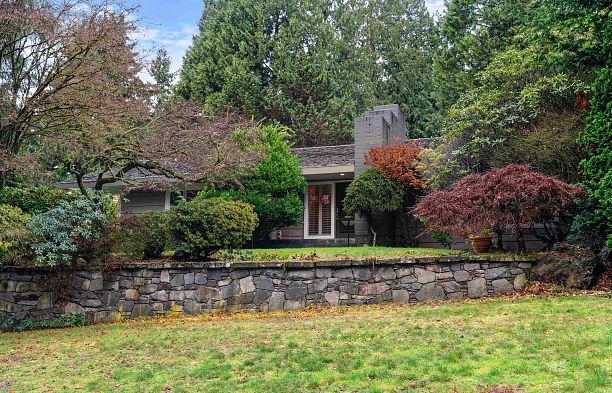 3535 W 47th Avenue Southlands