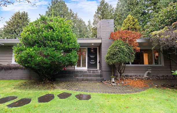 3535 W 47th Avenue Southlands