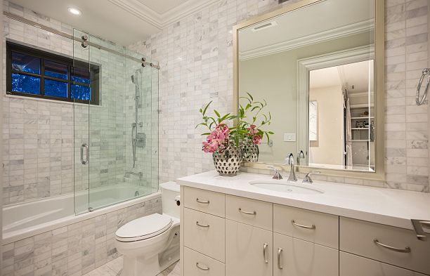 5989 Churchill Street South Granville