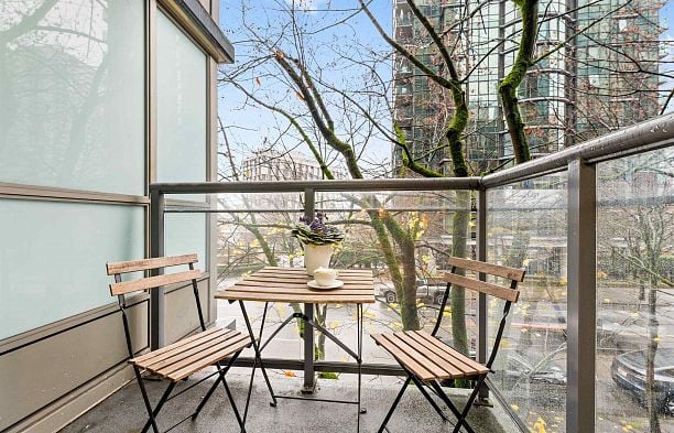 306 1328 W Pender Street Coal Harbour