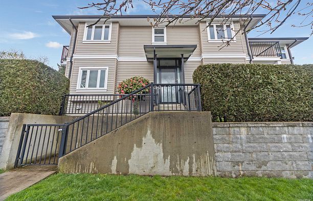 3249 Sophia Street Main