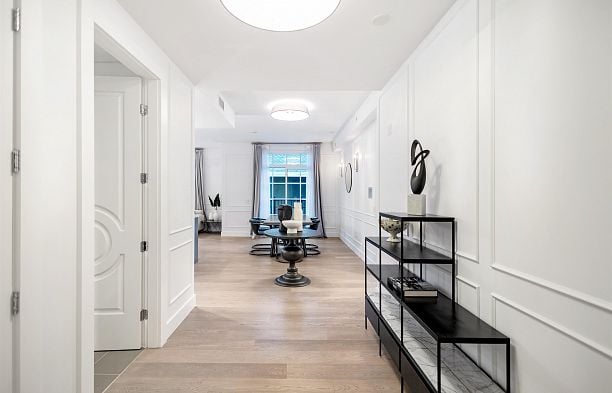 204 1009 Laurier Avenue Shaughnessy