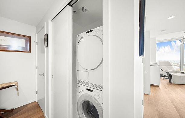 1808 8555 Granville Street S.W. Marine