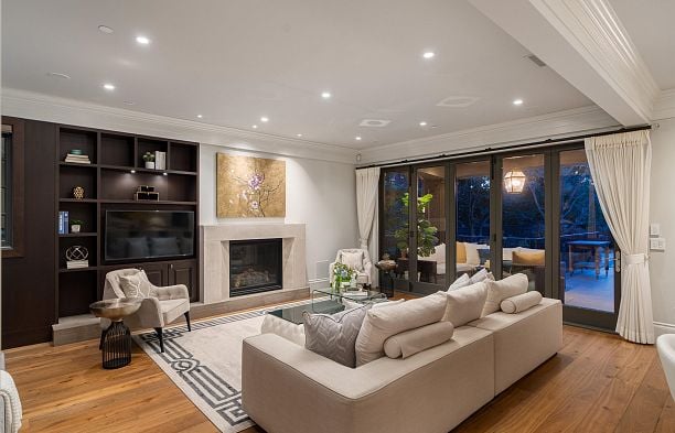 5989 Churchill Street South Granville