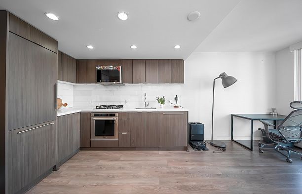 2605 8189 Cambie Street Marpole