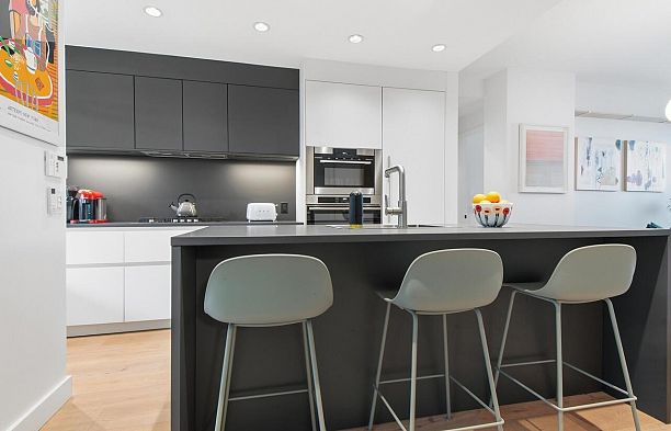 313 77 Walter Hardwick Avenue False Creek