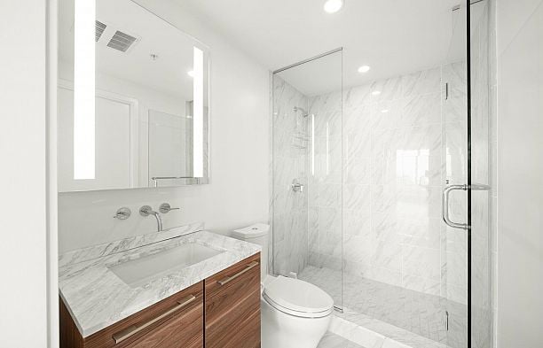 1808 8555 Granville Street S.W. Marine