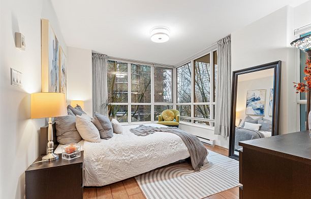 306 1328 W Pender Street Coal Harbour