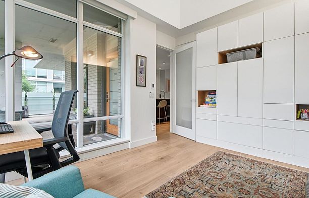 313 77 Walter Hardwick Avenue False Creek