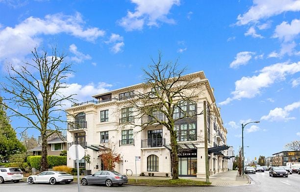 204 1009 Laurier Avenue Shaughnessy