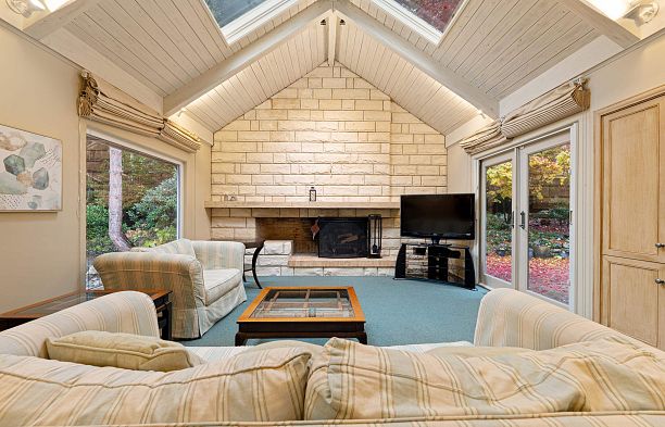 3535 W 47th Avenue Southlands