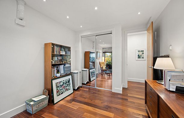 202 1750 W 2nd Avenue False Creek