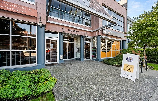 202 1750 W 2nd Avenue False Creek
