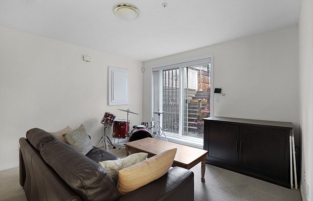 3263 W 38th Avenue Kerrisdale