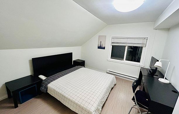 3093 W 29th Avenue MacKenzie Heights