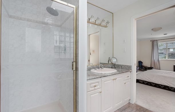 3263 W 38th Avenue Kerrisdale