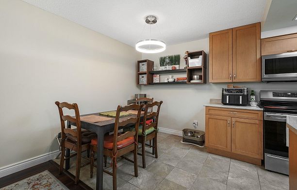 201 444 E 6th Avenue Mount Pleasant VE