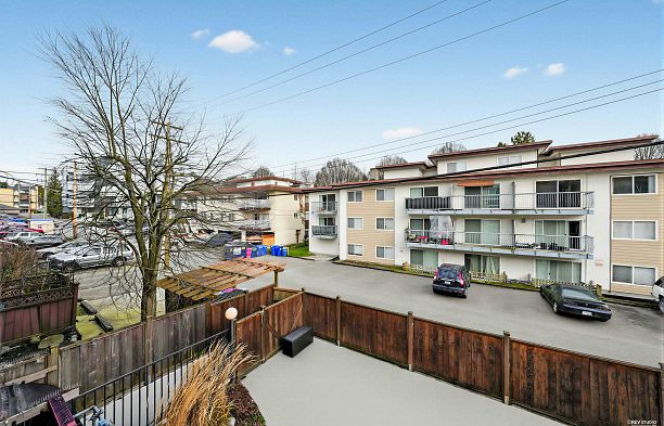 201 8680 Fremlin Street Marpole
