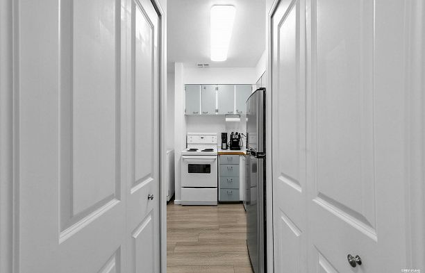 201 8680 Fremlin Street Marpole