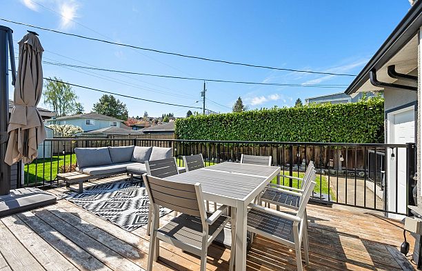 2566 Mcbain Avenue Quilchena