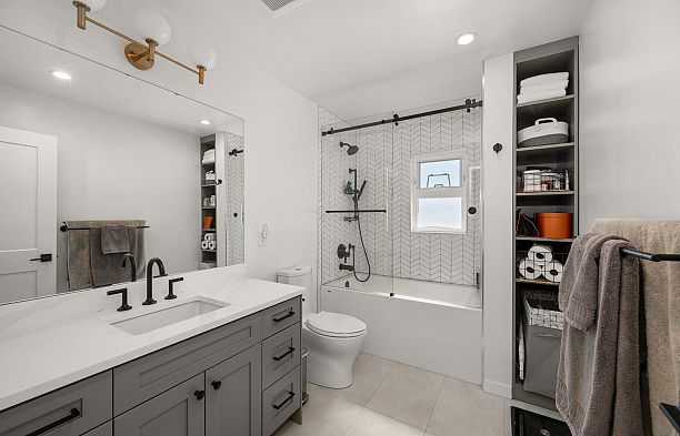 2566 Mcbain Avenue Quilchena