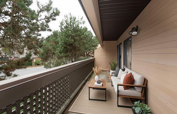 207 333 Wethersfield Drive South Cambie