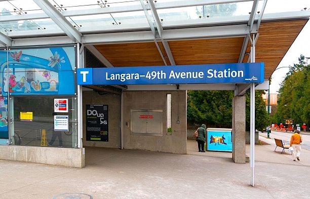 207 333 Wethersfield Drive South Cambie