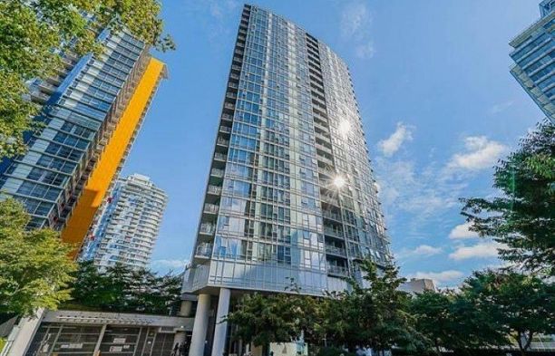 131 REGIMENT SQUARE, Vancouver BC V6B 1X6 Downtown VW