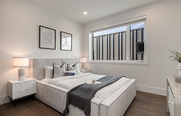 1 950 W 57th Avenue South Cambie