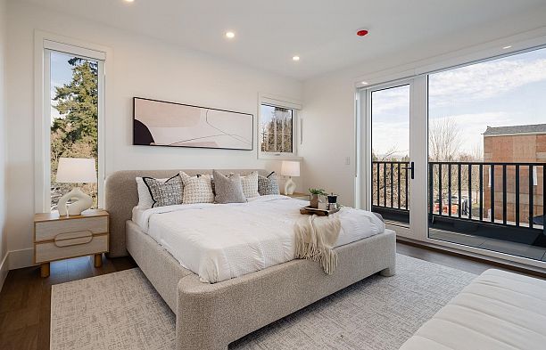 1 950 W 57th Avenue South Cambie