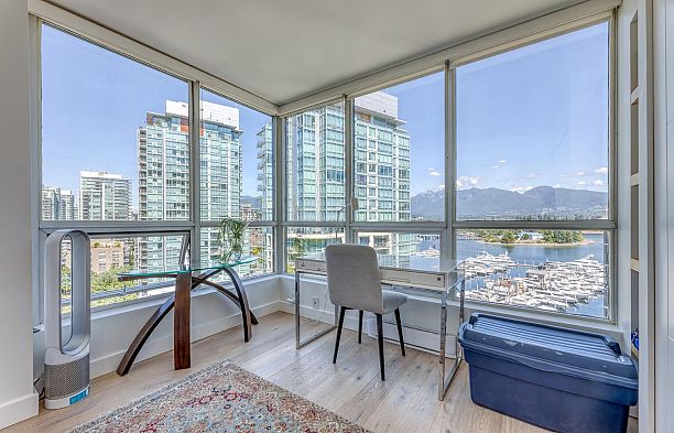 1001 588 Broughton Street Coal Harbour