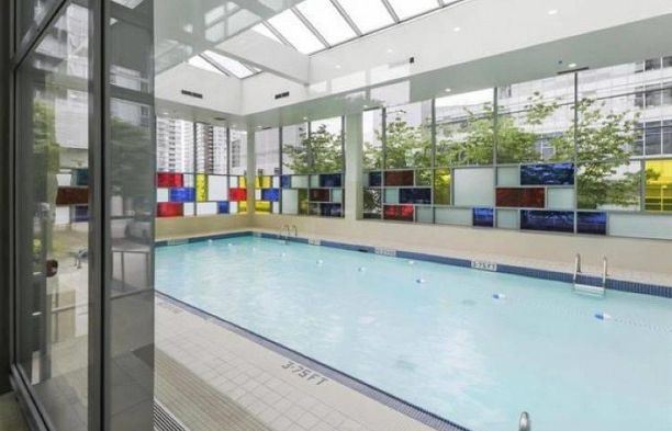 131 REGIMENT SQUARE, Vancouver BC V6B 1X6 Downtown VW