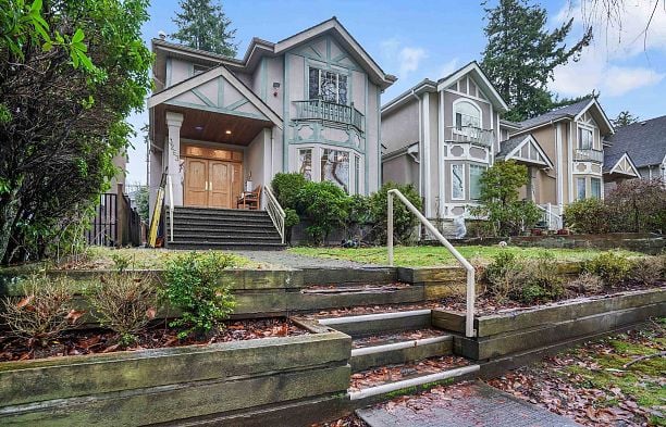 3263 W 38th Avenue Kerrisdale