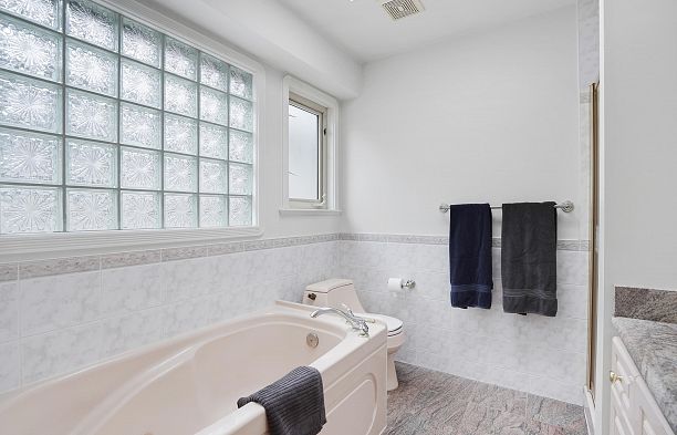 3263 W 38th Avenue Kerrisdale