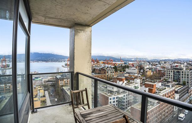 1401 108 W Cordova Street Downtown VW