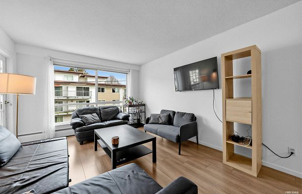 201 8680 Fremlin Street Marpole