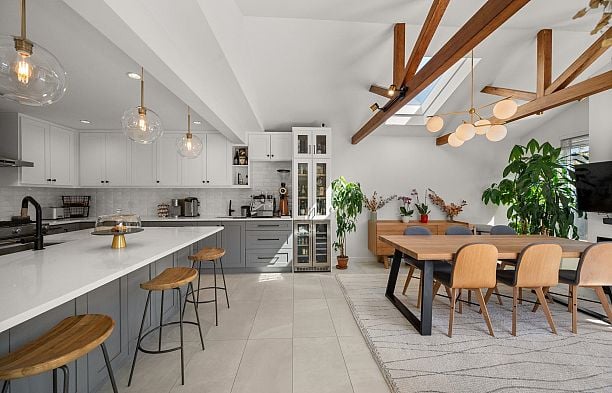 2566 Mcbain Avenue Quilchena