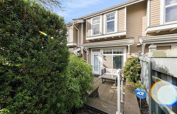 319 W 59th Avenue South Cambie
