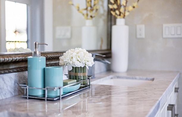 2989 W 32nd Avenue MacKenzie Heights